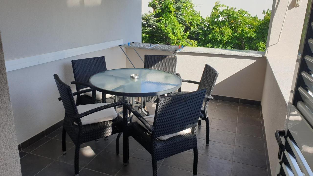 Apartments P&L บัชกา ภายนอก รูปภาพ