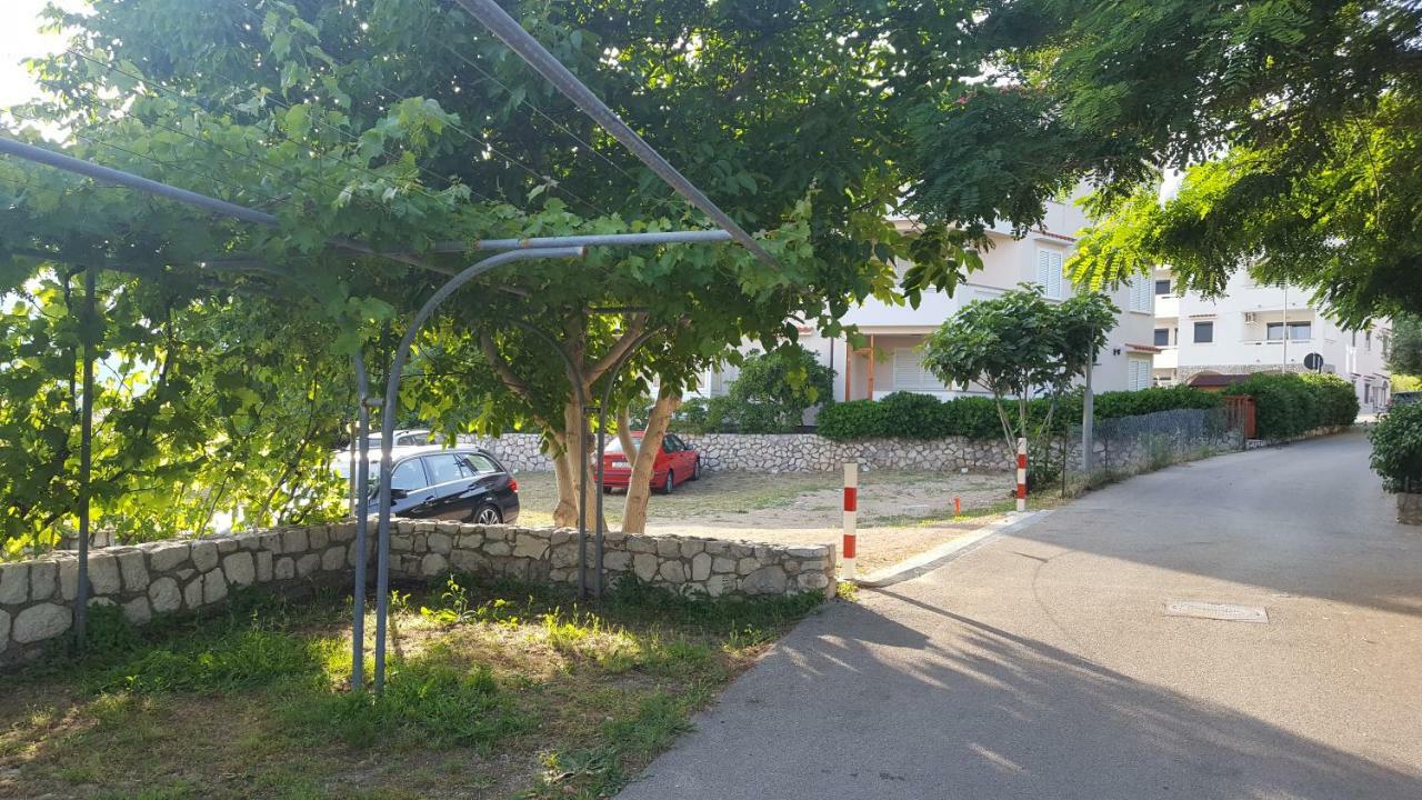 Apartments P&L บัชกา ภายนอก รูปภาพ