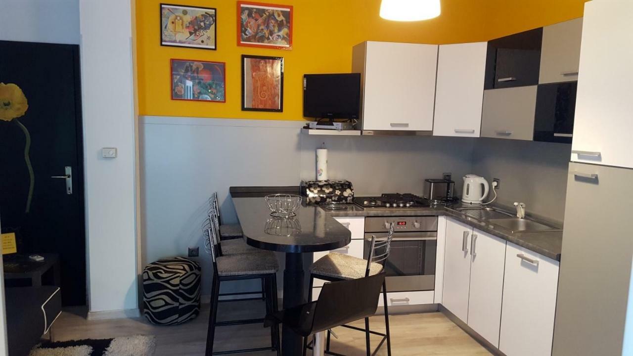 Apartments P&L บัชกา ภายนอก รูปภาพ