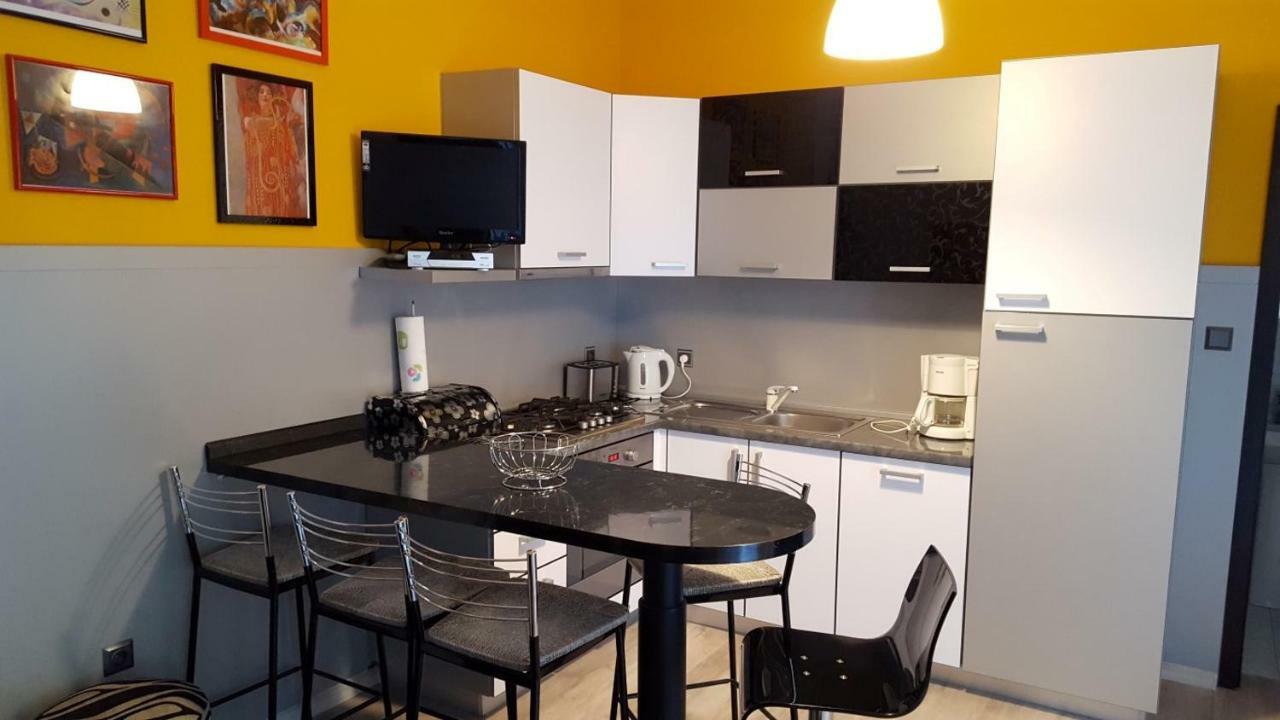 Apartments P&L บัชกา ภายนอก รูปภาพ